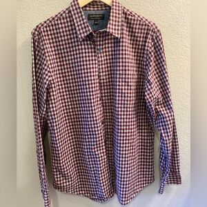 Banana Republic men’s long sleeve dress shirt